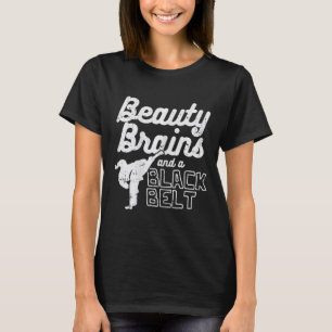 Camiseta Brains de belleza Chica del cinturón negro Karate