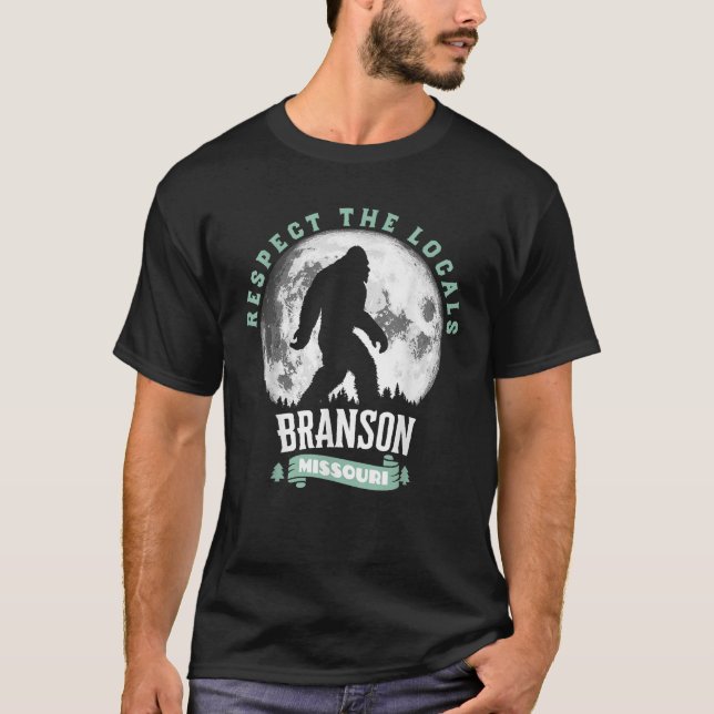 Camiseta Branson Missouri Respect the Locals Bigfoot Sasqua (Anverso)