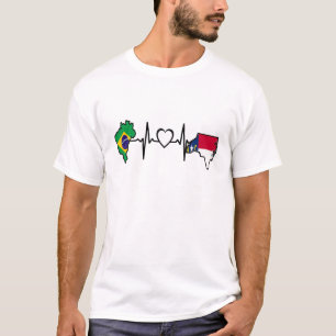 Camiseta Brasil: Latido de Carolina del Norte - Bandera Bra