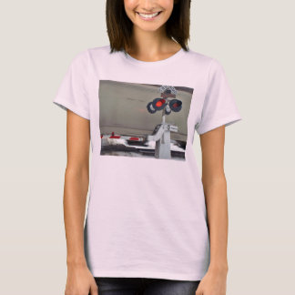 Camiseta Brazo de la travesía de ferrocarril