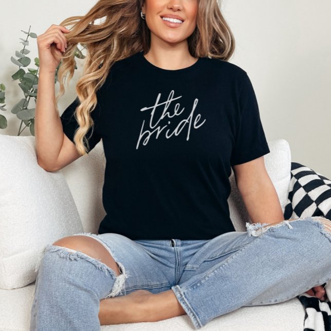 Camiseta Brida Blanca Y Negra De Guión Moderno (Subido por el creador)