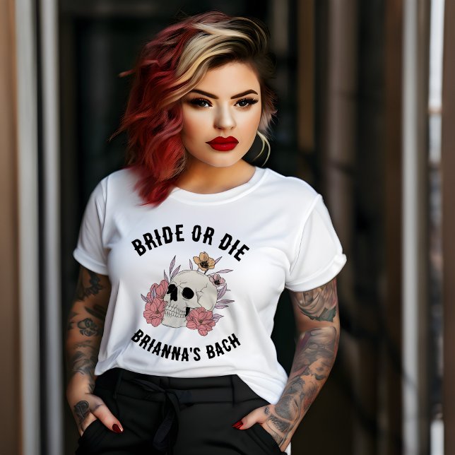 Camiseta Brida o muera favores de soltera de cráneo blanco (Bride or die white skull bachelorette party favors personalized T-Shirt for a bride bridesmaids gift)