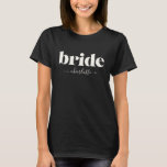 Camiseta Bride | Moderna Minimalista simple personalizada<br><div class="desc">Celebra tu día especial con estilo con esta novia | Camiseta Minimalista Moderna Personalizada. Con una tipografía elegante y elegante y un diseño limpio, esta camisa es perfecta para la novia que ama un aspecto moderno y minimalista. Personalizar con tu nombre o fecha de boda para que sea realmente único!...</div>