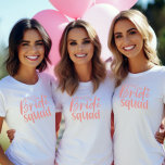 Camiseta Bride Squad Bachelorette<br><div class="desc">Muestra tu apoyo a la futura novia con este elegante equipo de "Bride Squad". ¡Ideal para fiestas de soltera y bodas!</div>