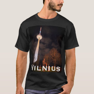 Camiseta Brillo Retro: La Torre de TV de Vilnius por la Noc
