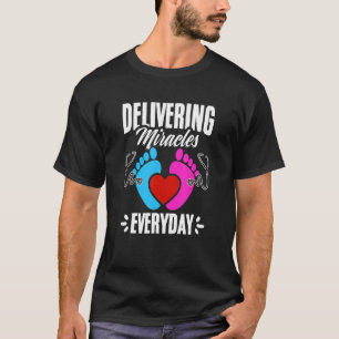 Camiseta Brindar Obstetricia Gynecology Nurse Obgyn Obste