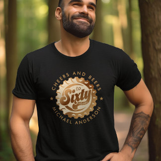 Camiseta Brindis y Cervezas Sesenta Años Cumpleaños Nombre