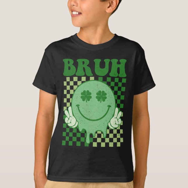 Camiseta Bruh Smile Face Groovy St. Patrick's Day Boy K (Anverso)