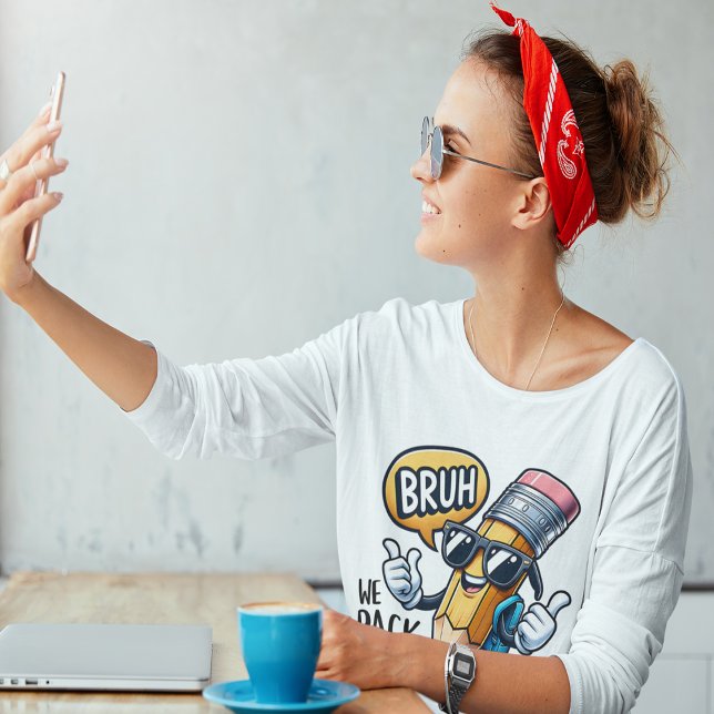 Camiseta Bruh We Back, Back To School Teacher  (Bruh We Back, Back To School Teacher T-Shirt)