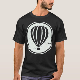 Camiseta bruja de la vestimenta aérea