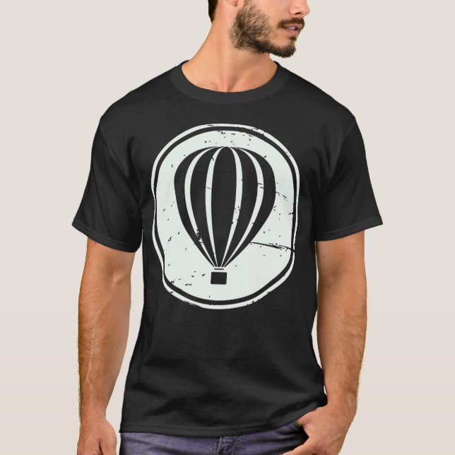Camiseta bruja de la vestimenta aérea (Anverso)