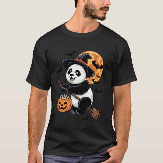 Camiseta Bruja de Panda Adorable con Jack-O-Lantern Calabaz (Anverso)