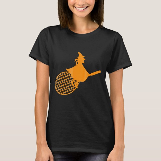 Camiseta Bruja de tenis de Halloween con raqueta de tenis (Anverso)