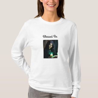 Camiseta Bruja gótica de Bonito, tema oscuro