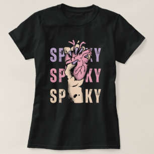 Camiseta Bruja Pastel Goth Mano sosteniendo Corazón Anatómi