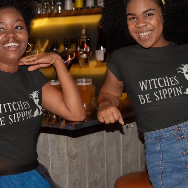 Camiseta Brujas bebiendo Soltera de Halloween Octubre (Subido por el creador)
