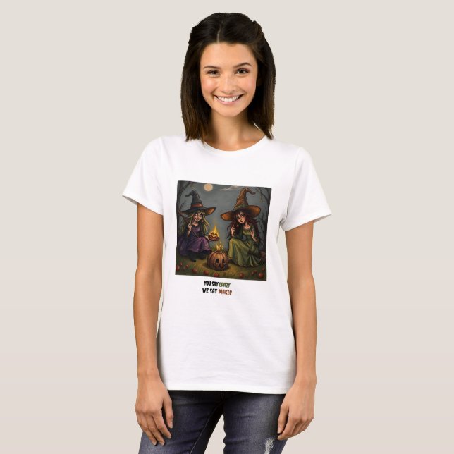 Camiseta Brujas junto a la fogata (Anverso completo)