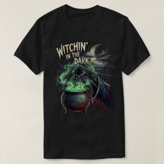 Camiseta Brujería en Halloween oscuro