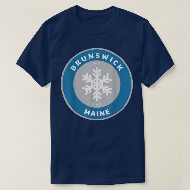 Camiseta Brunswick Maine ME Winter Snow Snowflake Badge Sou (Diseño del anverso)