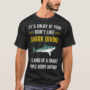 Camiseta Buceador de buceo inteligente de tiburones