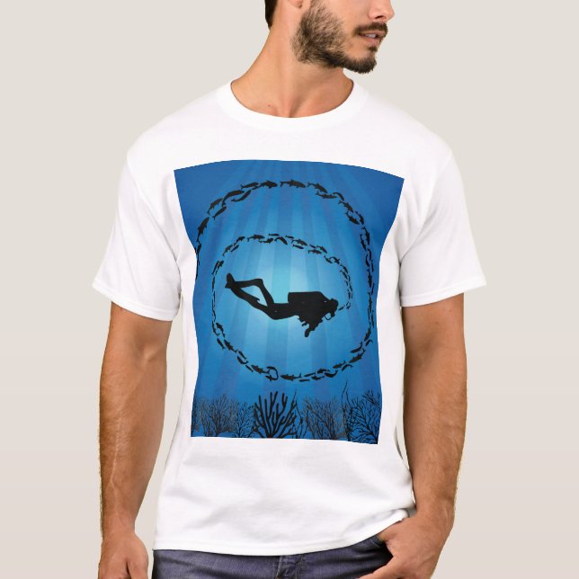 Camiseta Buceador de Scuba en un atolón de peces (Anverso)