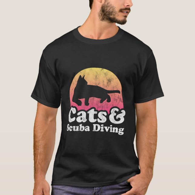 Camiseta Buceo De Gatos Y Scuba (Anverso)