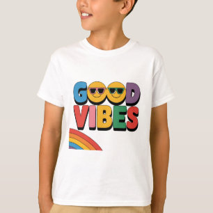 Camiseta Buenas vibraciones: Edición Arcoiris