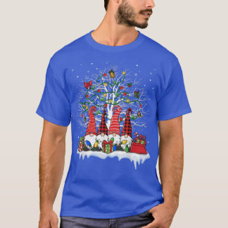 Camiseta Búfalo de gnomo lindo con luz de árbol de Navidad