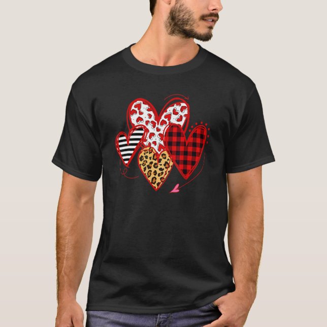Camiseta Buffalo Red Black Plaid And Leopard Hearts Valenti (Anverso)