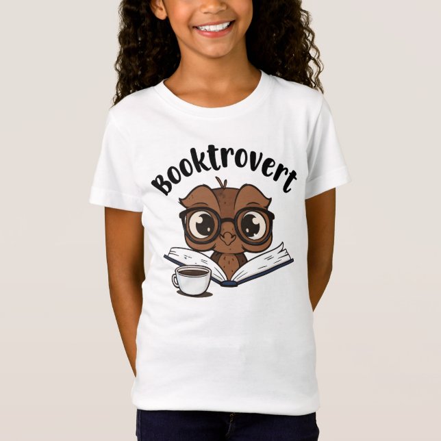 Camiseta búho Booktrovert con libro y café (Anverso)