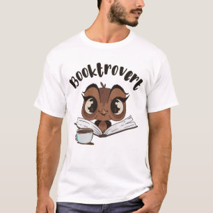 Camiseta búho Booktrovert con libro y café