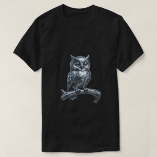 Camiseta Búho Cromado Plateado – Estilo Gótico y Futurista