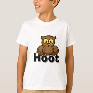 Camiseta Búho de dibujos animados lindo sentado en arte de