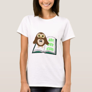 Camiseta Búho lindo fresco con el libro del alfabeto de