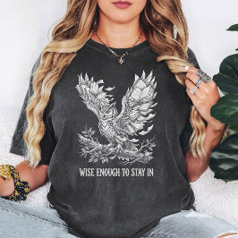 Camiseta Búho Sabio Con Alas De Libro