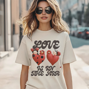 Camiseta Buitre, el amor está en el aire, el corazón rojo d