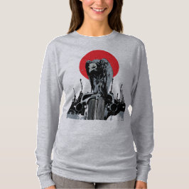 Camiseta Buitre en Coche Antiguo con Sol Rojo