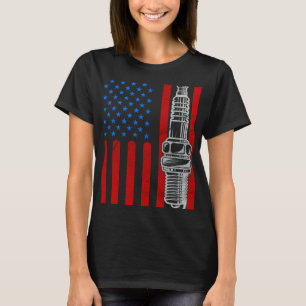 Camiseta Bujía de bandera americana Patriótico Coche Antigu