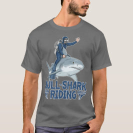 Camiseta Bull Shark Riding