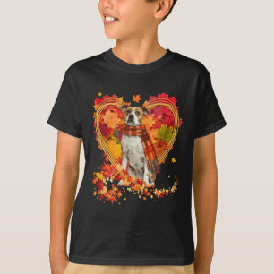 Camiseta Bulldog Con Corazón Hecho De Hojas De Otoño