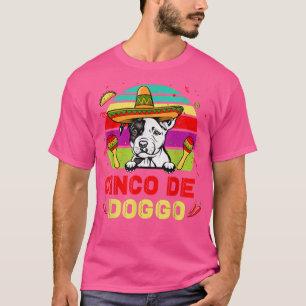 Camiseta Bulldog de Cinco de Doggo por Cinco de Doggo