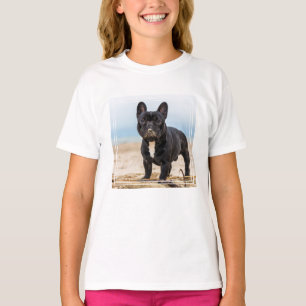 Camiseta Bulldog francés jugando en la arena