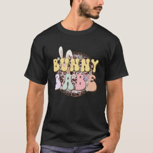 Camiseta Bunny Babe Rabbit Ear Buffalo Plaid Retro Groovy E