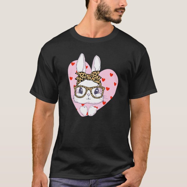 Camiseta Bunny Face Leopard Glasses Red Heart Happy Easter (Anverso)