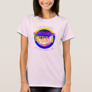 Camiseta "Burbuja narcisista" en rojo azul rosado