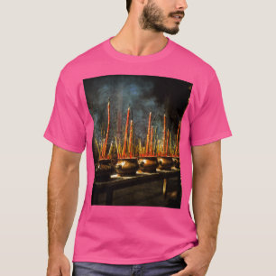 Camiseta Burning Incense