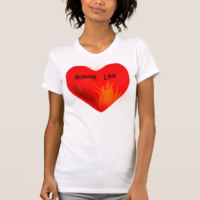 Camiseta Burning Love_ Shirt (Anverso)