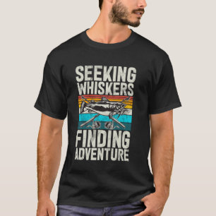 Camiseta Buscando Bigotes Encontrando Aventura Pez Gato