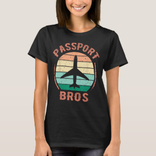 Camiseta Buscar amor en el extranjero moderno meme de citas
