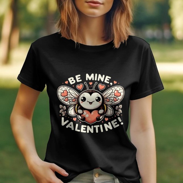 Camiseta Buzzing Love Bee Mine Día de San Valentín (Subido por el creador)